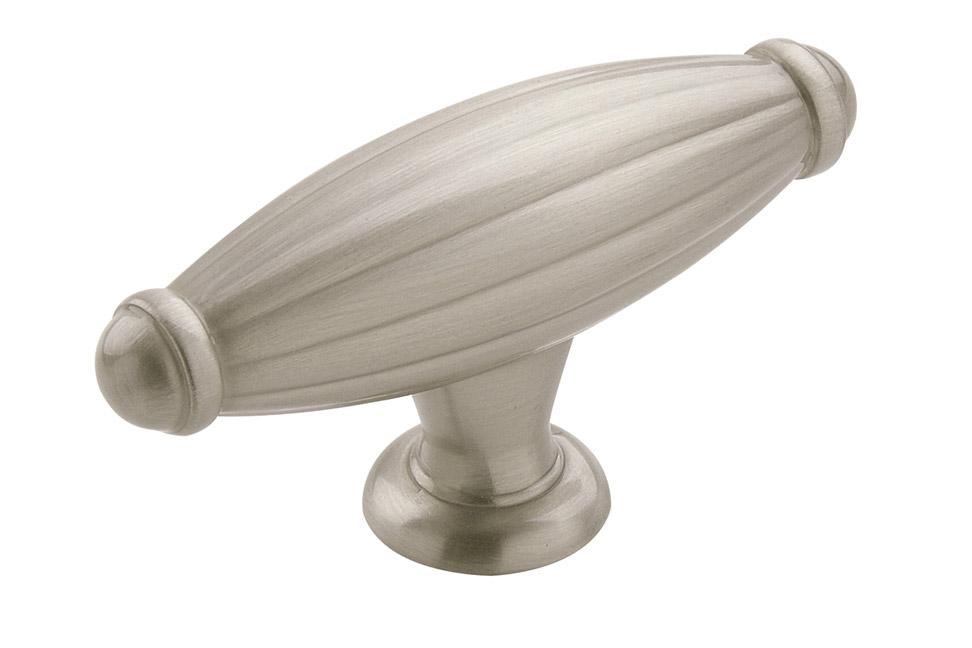 Traditional Knob D Medallion at Menards