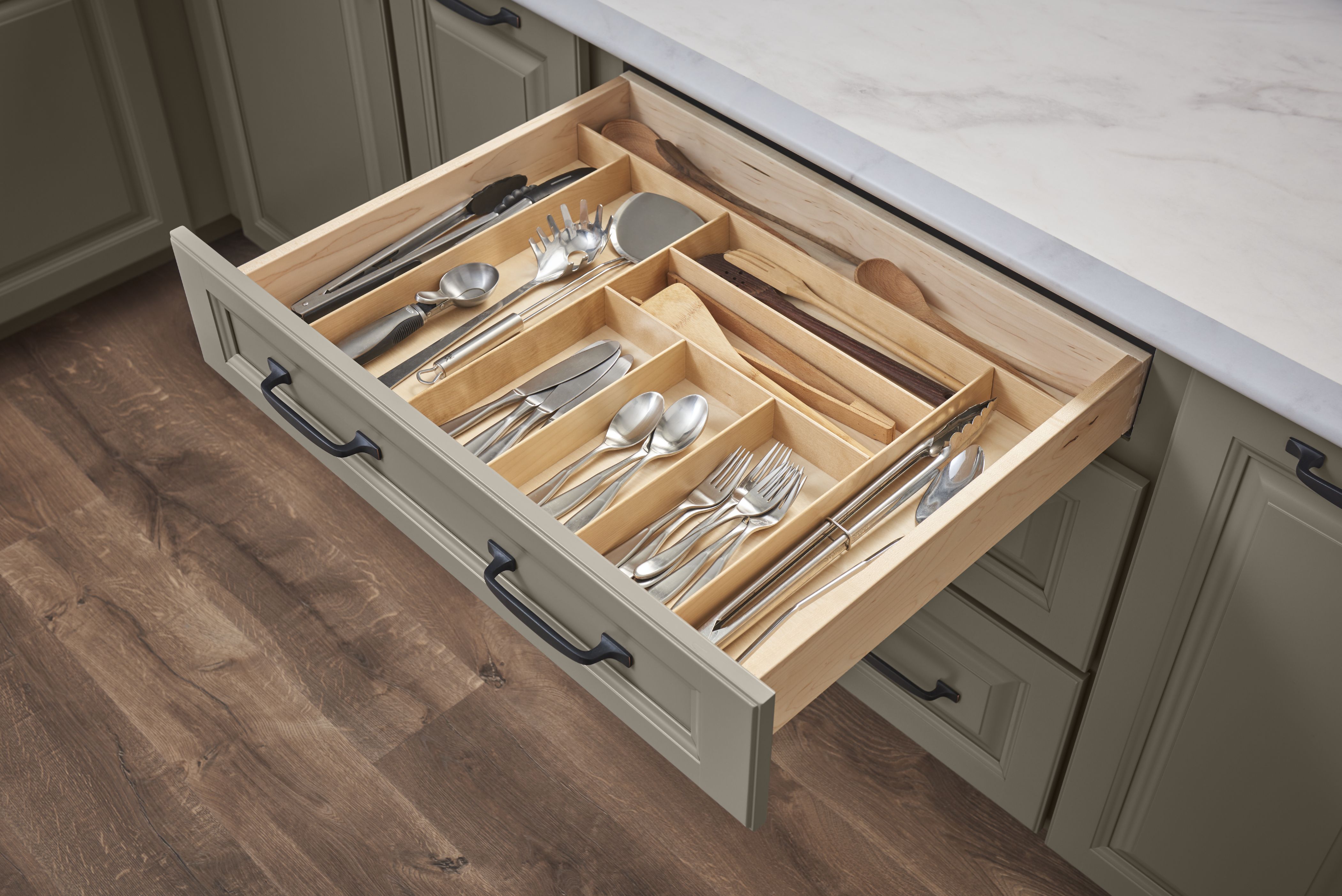 Drawer Organizer Tray Medallion at Menards