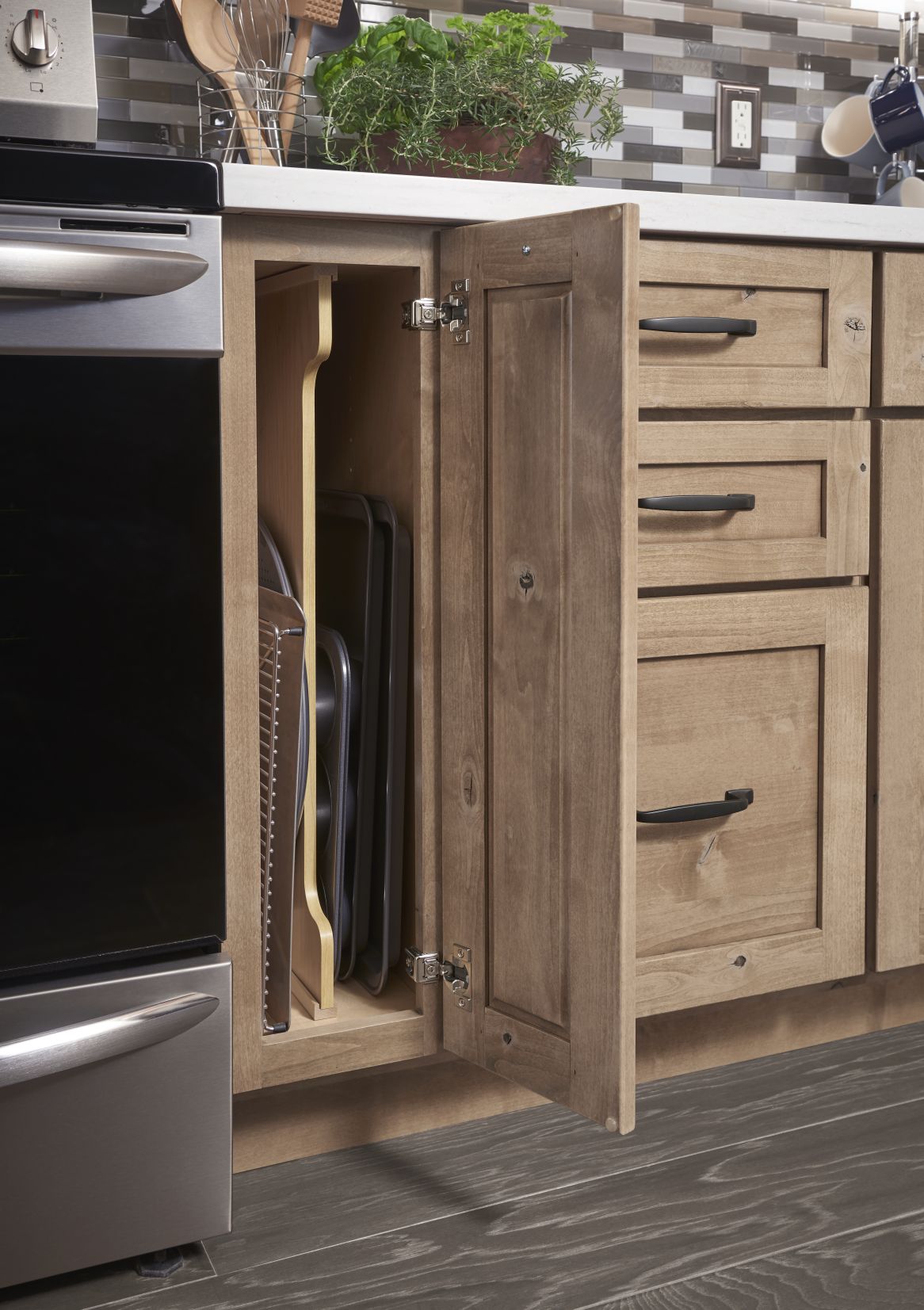 Tray Organizer Medallion at Menards